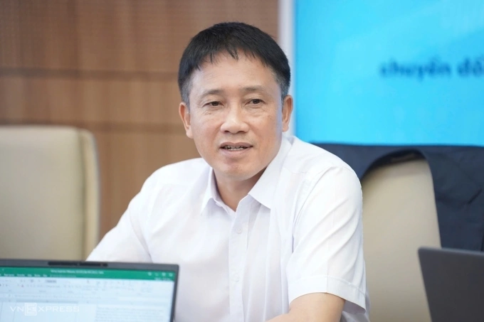 Phó Cục trưởng Cục thuế Mai Sơn trả lời thắc mắc tới người kinh doanh