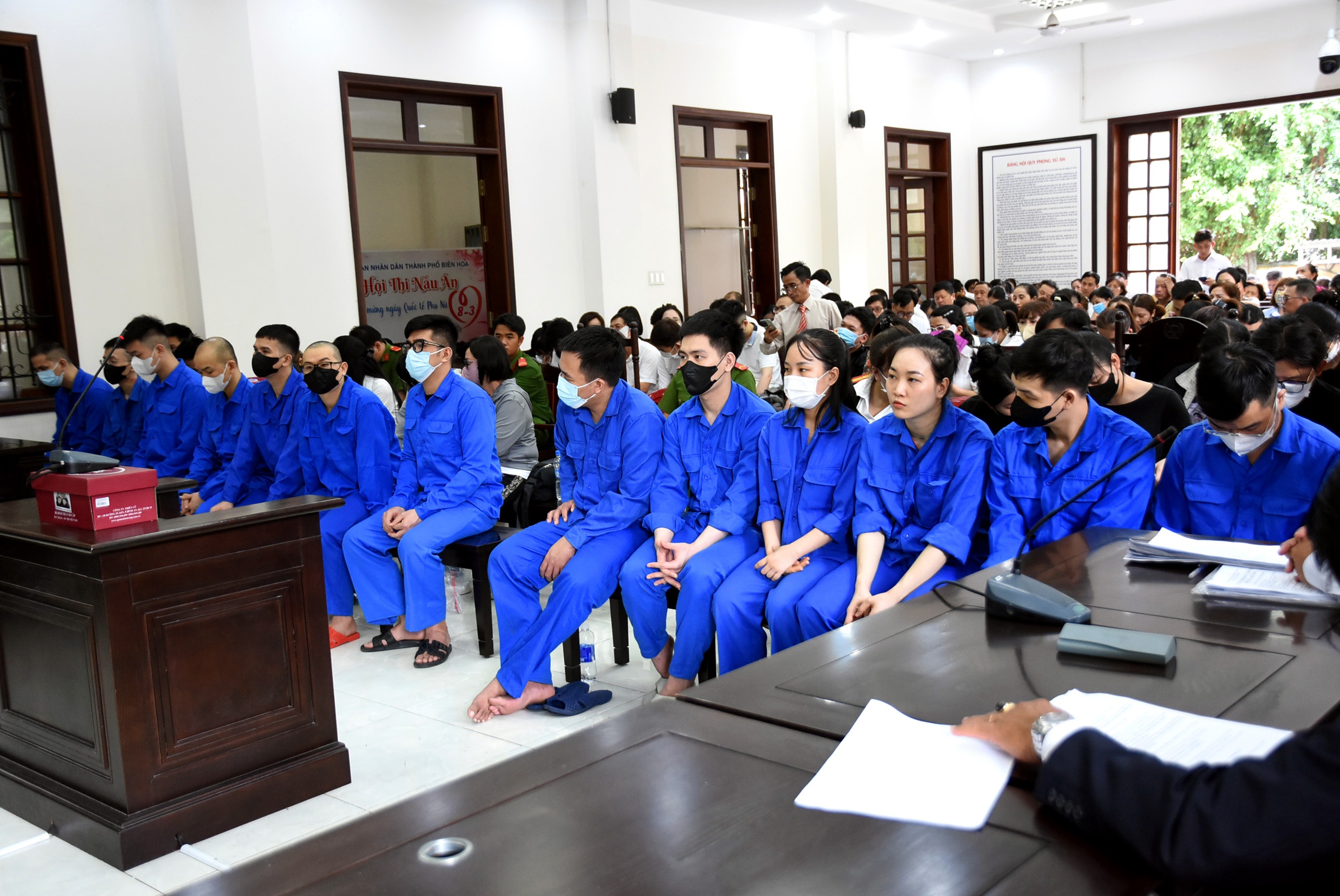 Pháp lý trong những cơn ‘sốt đất ảo’: Cò mồi và đầu cơ đang vi phạm gì?