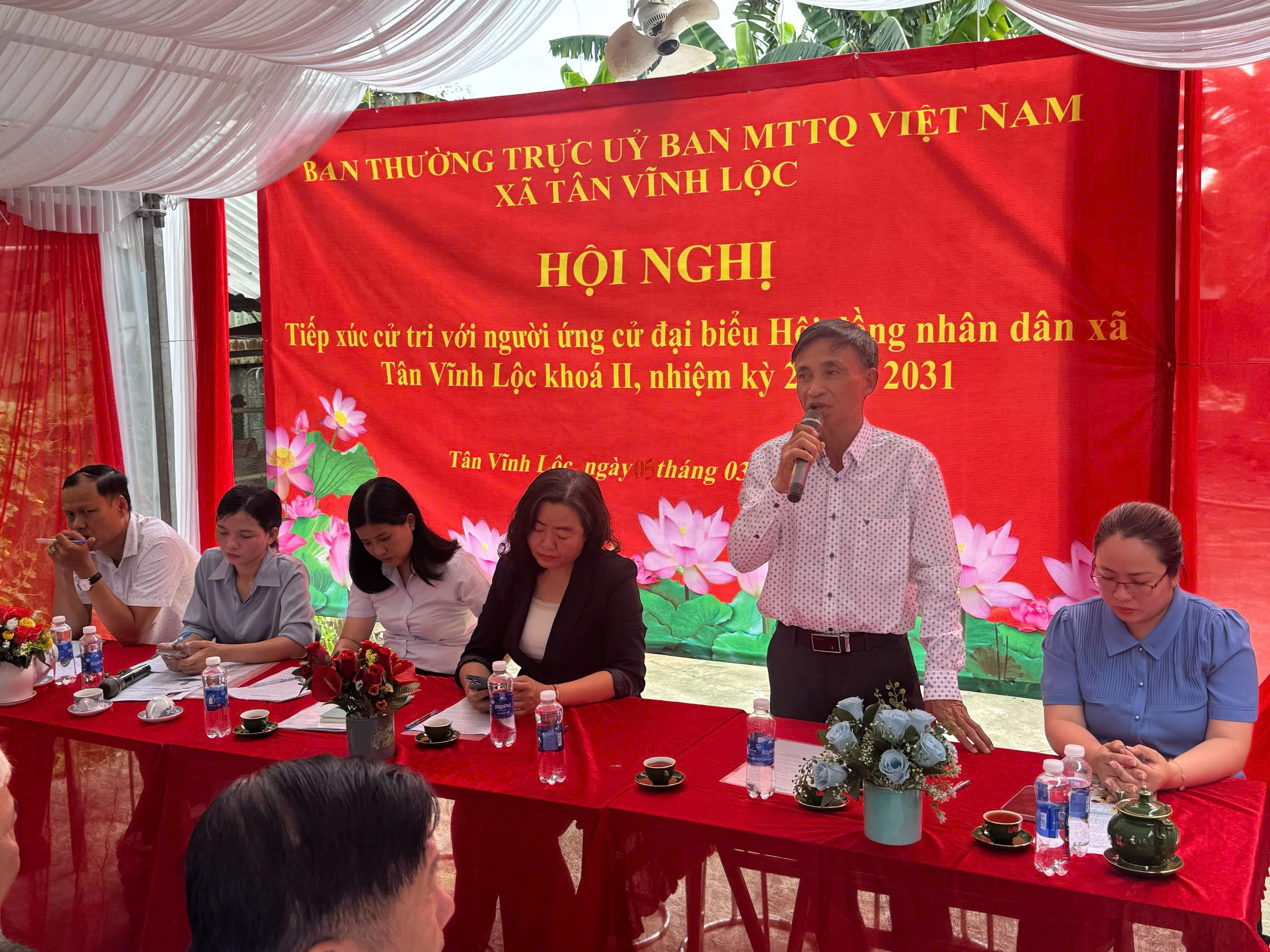 Xã Tân Vĩnh Lộc: Tiếp xúc cử tri với người ứng cử HĐND đơn vị số 6