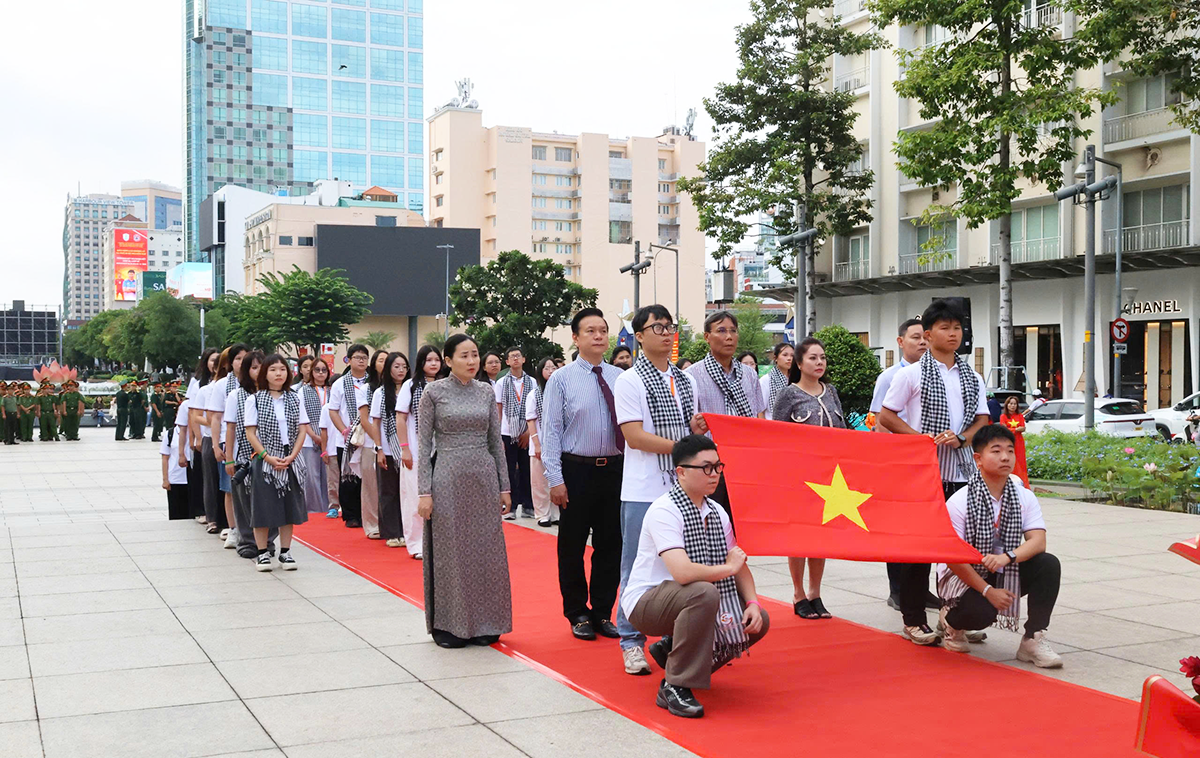 Khai mạc Trại hè Thanh thiếu niên kiều bào và Tuổi trẻ TPHCM lần thứ 19